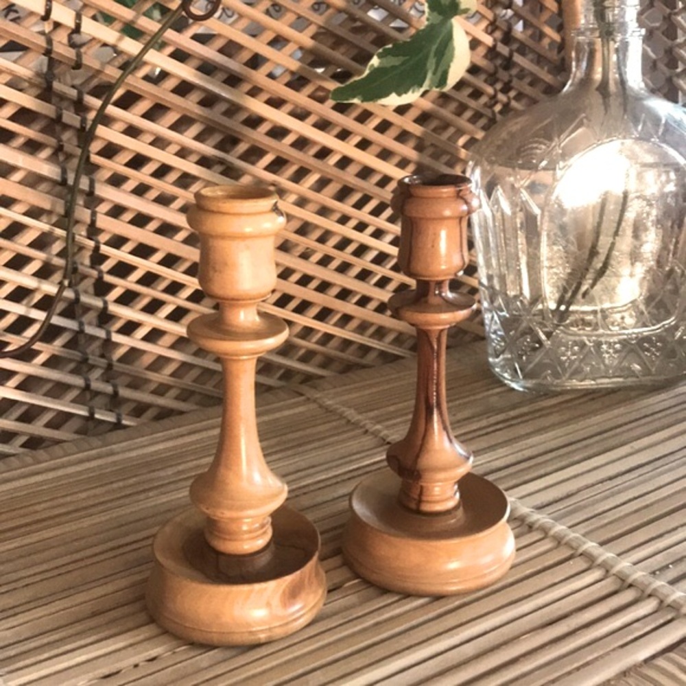 Small wooden candle sticks from Jerusalem - Picture 1 of 3